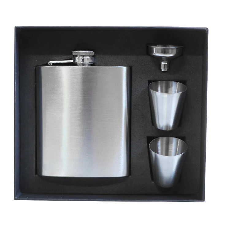 Best Personalized Flasks and Bar Gifts for Groomsmen
