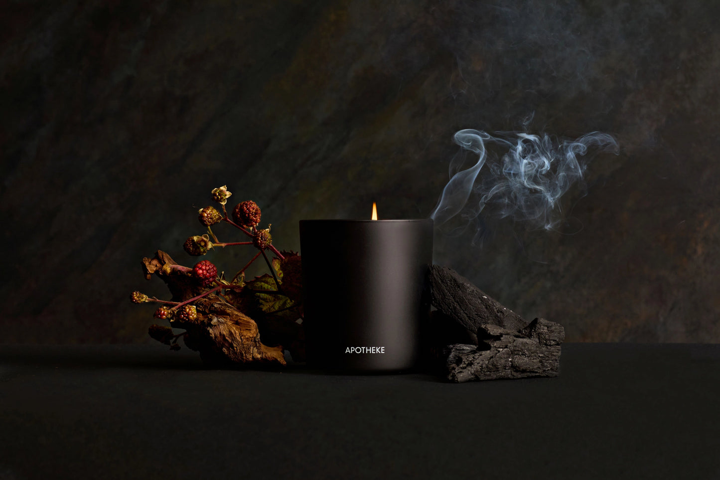 Apotheke Charcoal Classic Candle